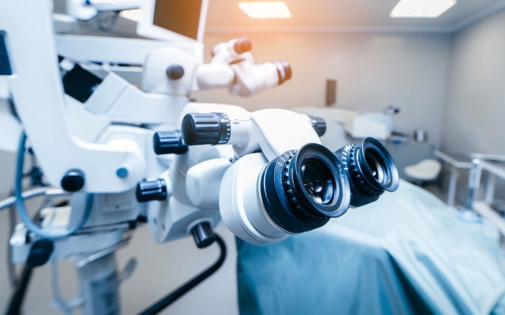 Chirurgie réfractive au laser à Nantes